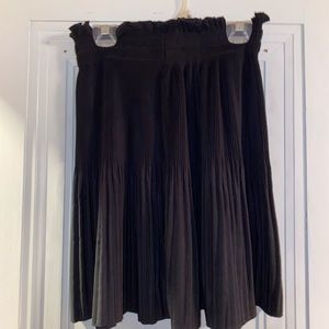 H&M pleated mini skirt
